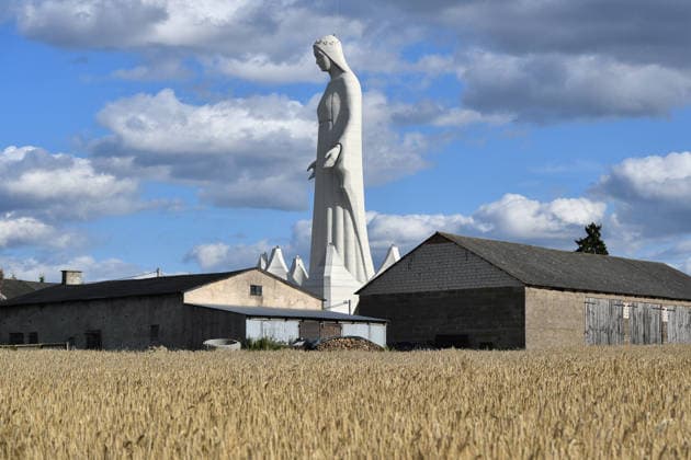 Poland, Statue of Our Lady of Konotopie, archive images