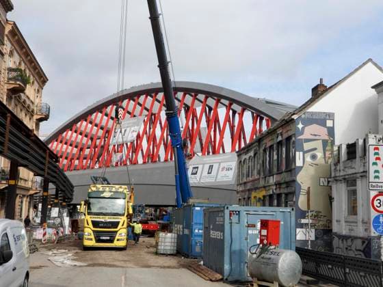 Hamburg: Work on the new Sternbrücke