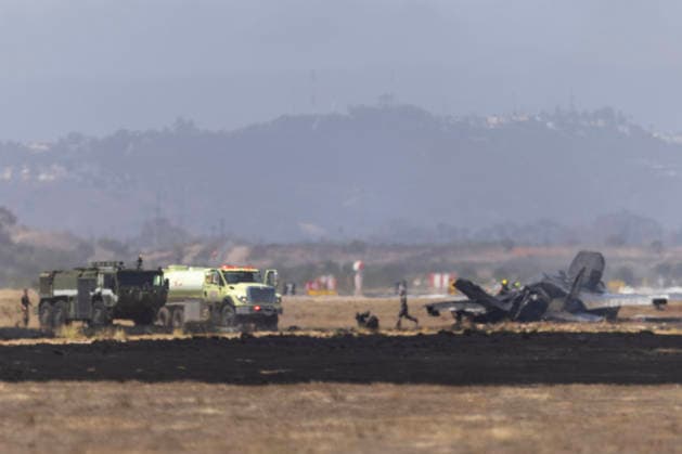 USA: F-35 military jet crashes near San Diego