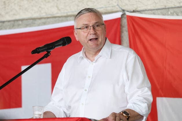 Switzerland: Andreas Glarner’s festive speech in Niedergösgen