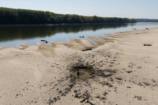 Croatia: Record low water levels on the Danube at Batina