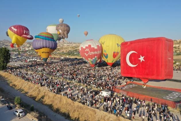 Turkey, Cappadocia Balloon Festival in Nevşehir