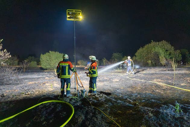Hesse: Fire brigade called out to tackle a wildfire in Darmstadt-Dieburg