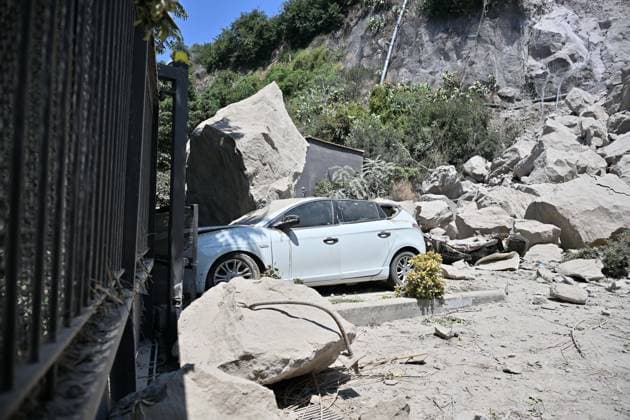 Italy: Impressions following the earthquake in Naples