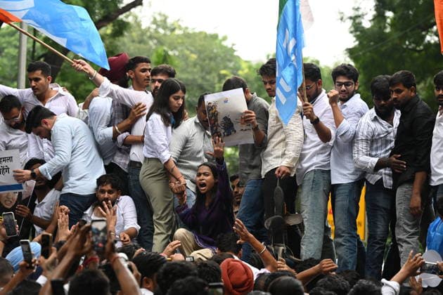 India: Protest against police violence in New Delhi