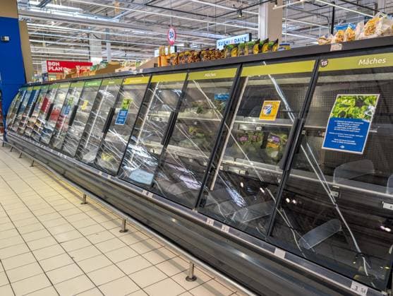 France: Empty shelves in a supermarket in Rambouillet as a result of the heatwave
