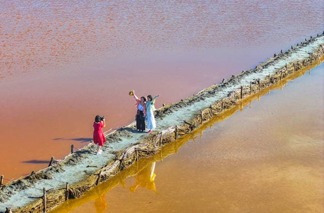 China, saltwater lake in Otog Banner, Ordos