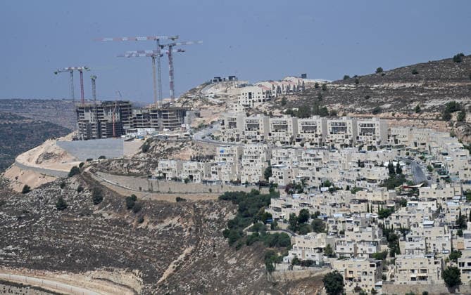 West Bank, construction of the Israeli settlement of Givat HaShalvah