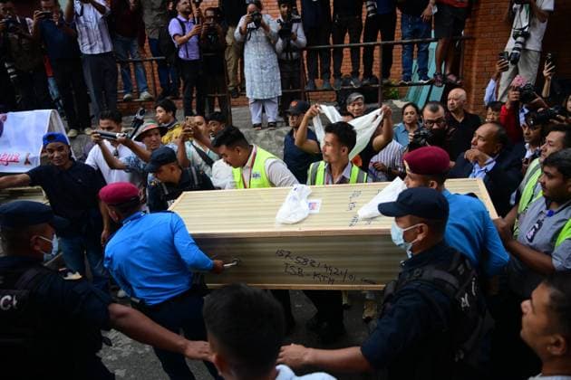 Nepal: Mourning for mountaineer Pur Bahadur Gurung in Kathmandu
