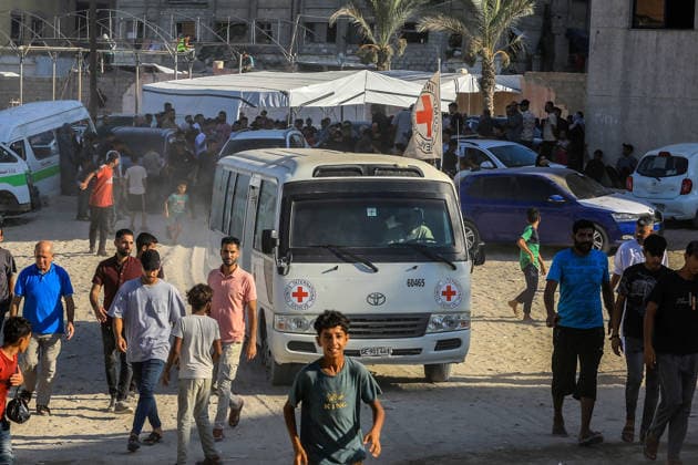 Middle East conflict, Gaza, release of Palestinian prisoners from Israeli custody in Khan Yunis