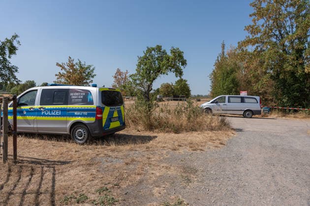 Hesse: Search for a missing person in a swimming lake in Biebesheim am Rhein