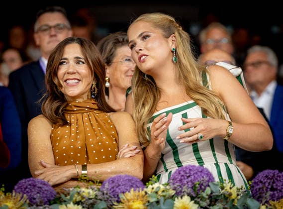Entertainment: Topics of the Week, Week 33