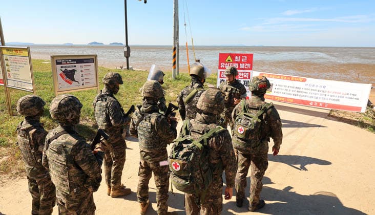 South Korea, operation to clear landmines washed ashore from North Korea