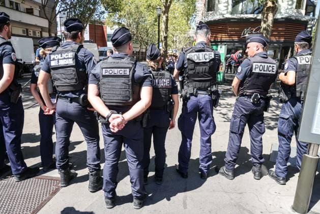 France: Supervision of the national and local police forces in Boulogne-Billancourt