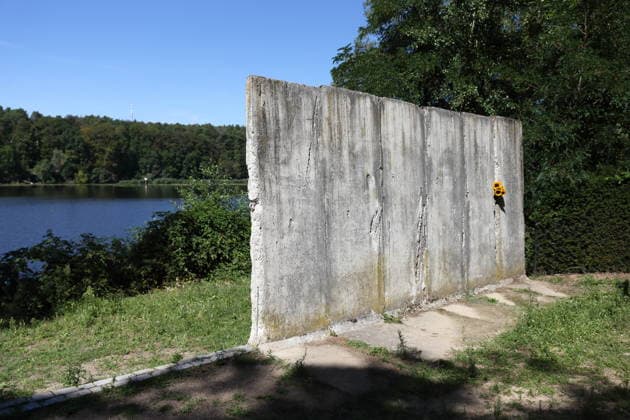 Brandenburg: Commemoration of the 65th anniversary of the construction of the Berlin Wall at the Griebnitzsee Wall Memorial in Potsdam