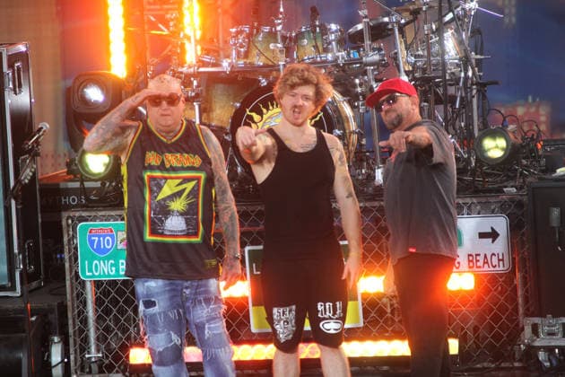Music: Sublime perform on *Good Morning America*