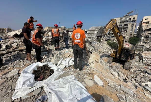 Middle East conflict, Gaza, civil defence teams search for victims in Gaza City