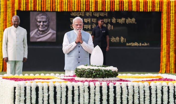 India: Narendra Modi pays tribute to Atal Bihari Vajpayee in New Delhi