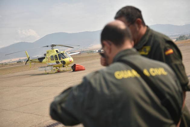Spain: Major operation to tackle a forest fire near Las Penas de Riglos