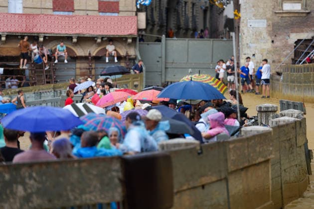 Italy: Traditional Palio horse race in Siena postponed
