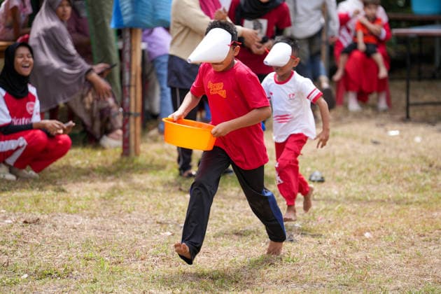 Indonesia: Children celebrate Independence Day in Banda Aceh