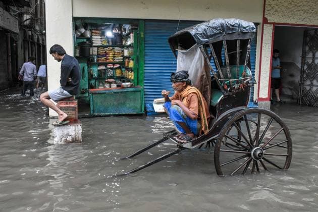 India: Flooding following heavy rain in Kolkata