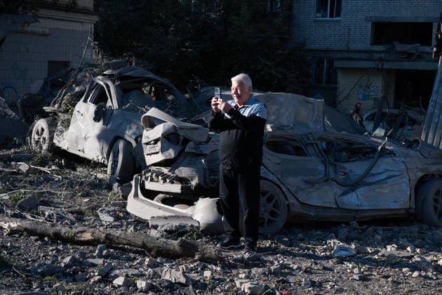 Ukraine: Russian missile and drone attack on Kyiv