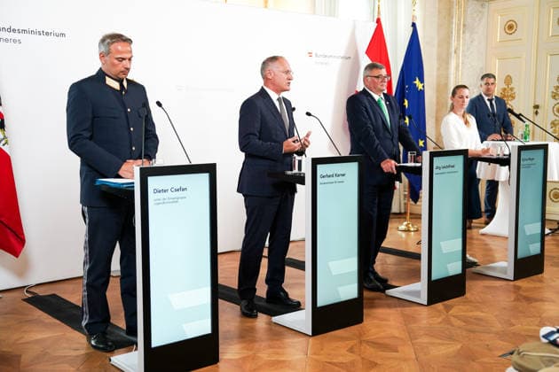 Austria, press conference in Vienna on measures to tackle extremism and youth crime