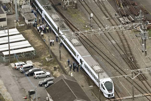 Japan: Fatalities following an accident involving an express train in Tokyo