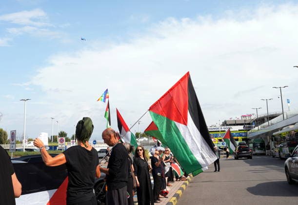 Italy: pro-Palestinian protest at Milan airport
