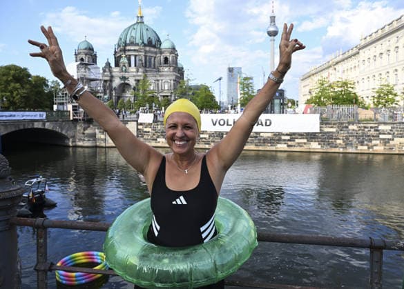 Berlin: Swimming protest against the ban on swimming in the Spree
