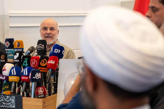 Iraq: Iran’s Speaker of Parliament, Mohammad Bagher Ghalibaf, visits the grave of Abu Mahdi al-Muhandis in Najaf