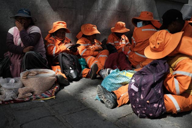 Bolivia: Waste management workers protest in La Paz