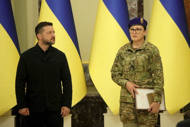 Ukraine: Volodymyr Zelenskyy honours people in Kyiv