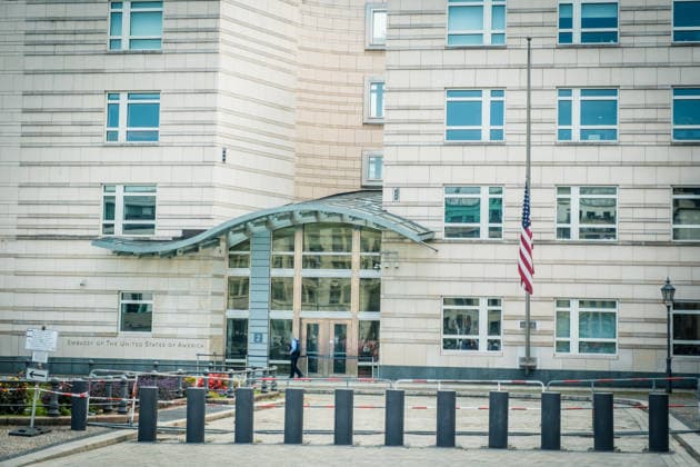 Berlin: Mourning Dolly Parton; flags at the US Embassy are at half-mast