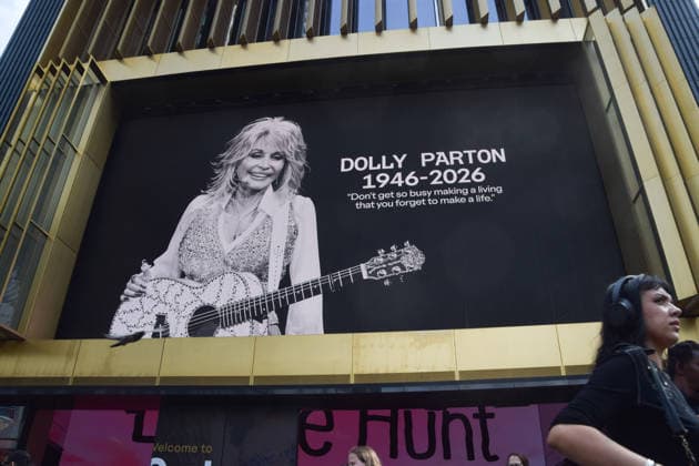 London, mourning Dolly Parton