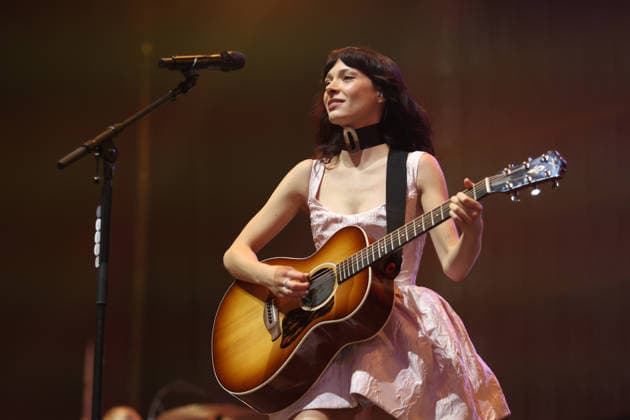 Music, Leeds Festival, Holly Humberstone concert