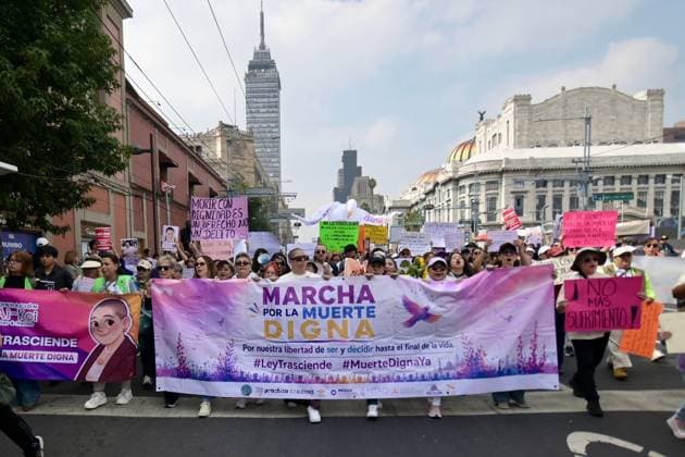 Mexico: Demonstration by supporters of euthanasia in Mexico City