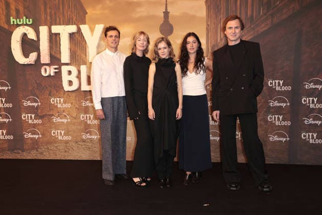 Entertainment: Pictures of the Day