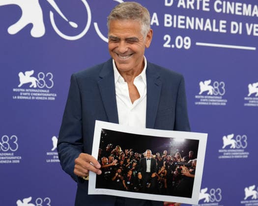 Entertainment: Pictures of the Day