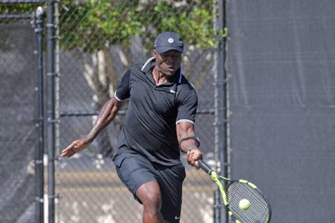 Seal plays tennis in Boca Raton