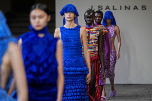 Milan Fashion Week, J. Salinas fashion show