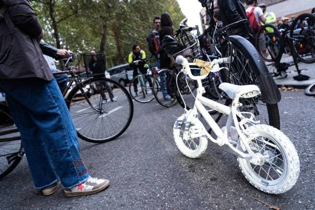 Italy: Demonstration in Turin to raise awareness of fatal cycling accidents