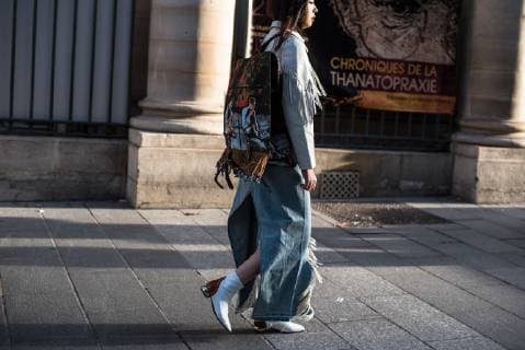 Fashion Trend Report 2023: Maxi jeans skirt