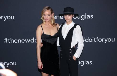 Cara Delevingne admits to affair with Amber Heard, archive photos