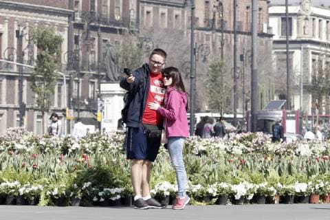Mexico, Valentine's Day in Mexico City