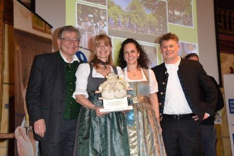 Munich, award ceremony for favourite beer garden and Bavarian regular's table brother