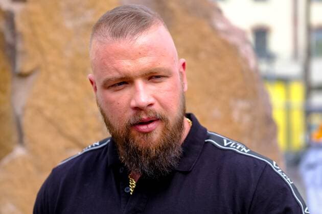Rapper Kollegah triggers major police operation with music video shoot in Frankfurt, archive pictures