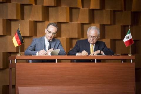 Heiko Maas meets Minister of Transport and Communications Javier Espiru in Mexico City