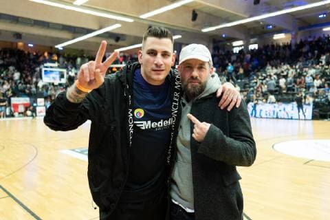 Hamburg, Das Bo and Gzuz visit basketball game